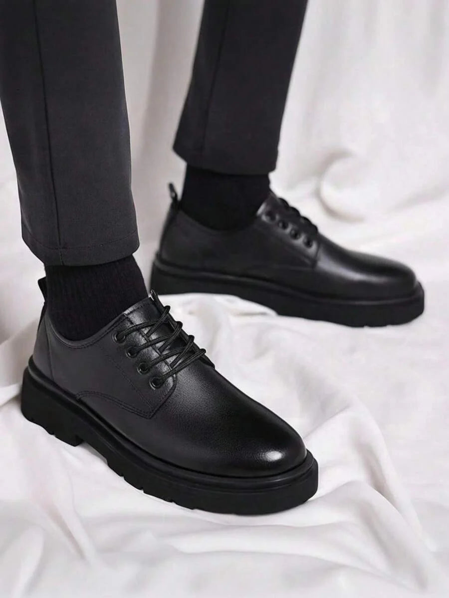 Scarpe derby uomo con lacci