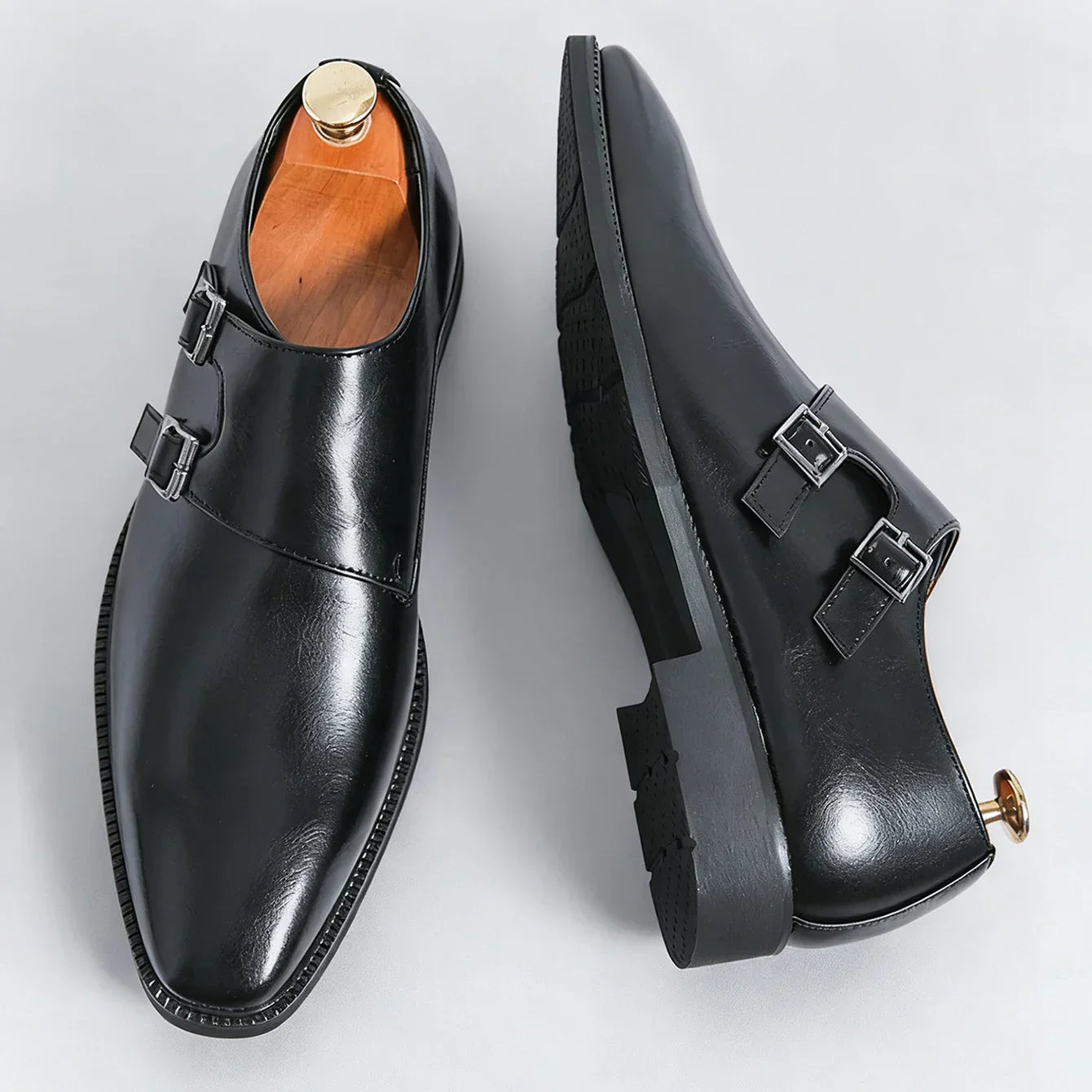 Scarpe uomo con doppia fibbia